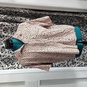 Hint of Blush dalmatian print linen short top